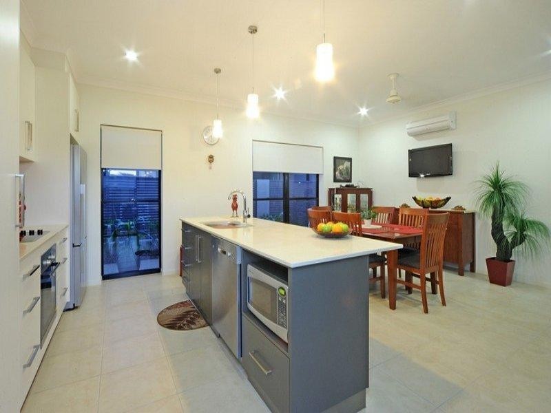 14 Waite Creek Court, Cannonvale QLD 4802