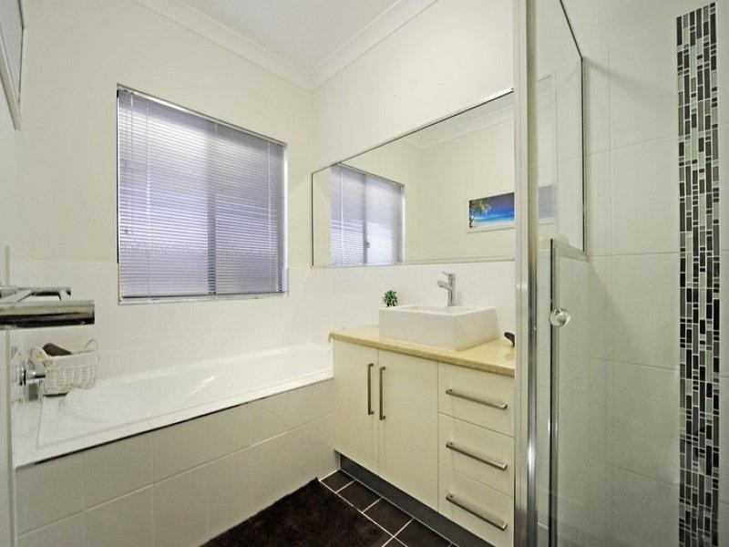 14 Waite Creek Court, Cannonvale QLD 4802