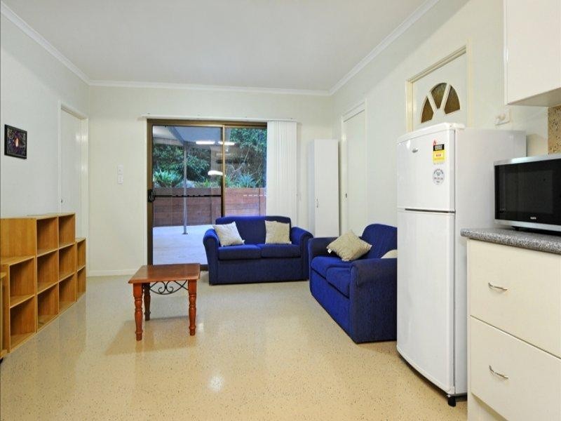 133 Kookaburra Drive, Cannonvale QLD 4802