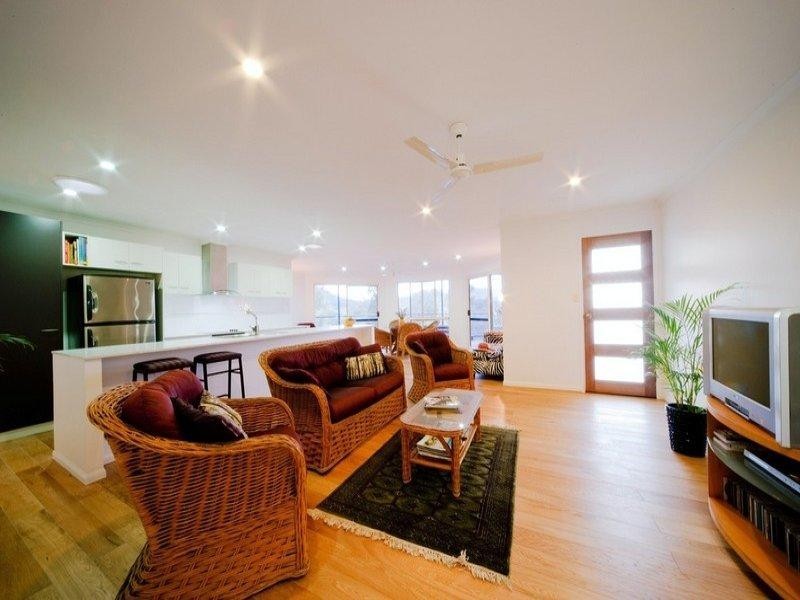 3 Braithwaite Court, Cannonvale QLD 4802