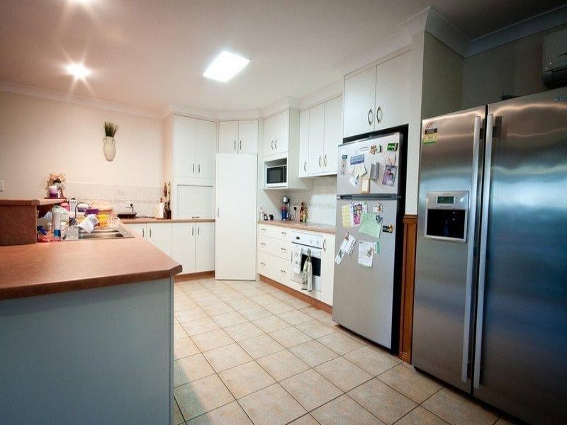 16 Trojan Court, Proserpine QLD 4800