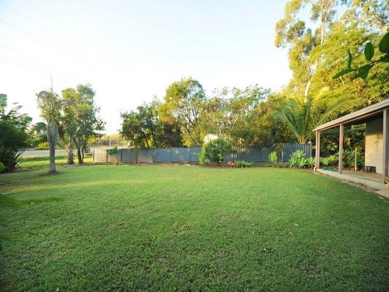 5 William Close, Cannonvale QLD 4802