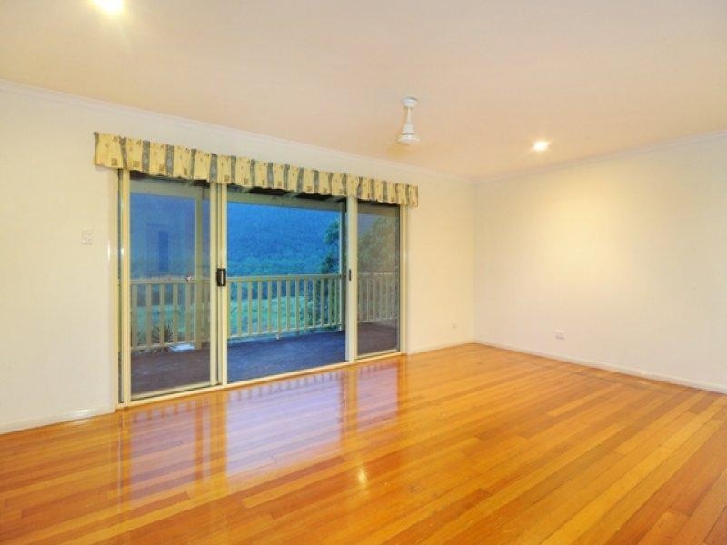 17 Daydream Court, Cannonvale QLD 4802