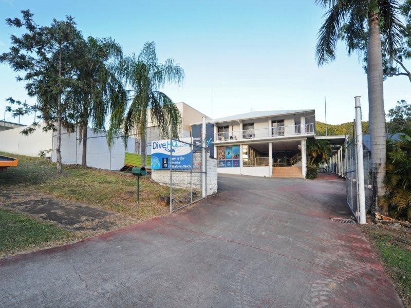 5 Commerce Close, Cannonvale QLD 4802