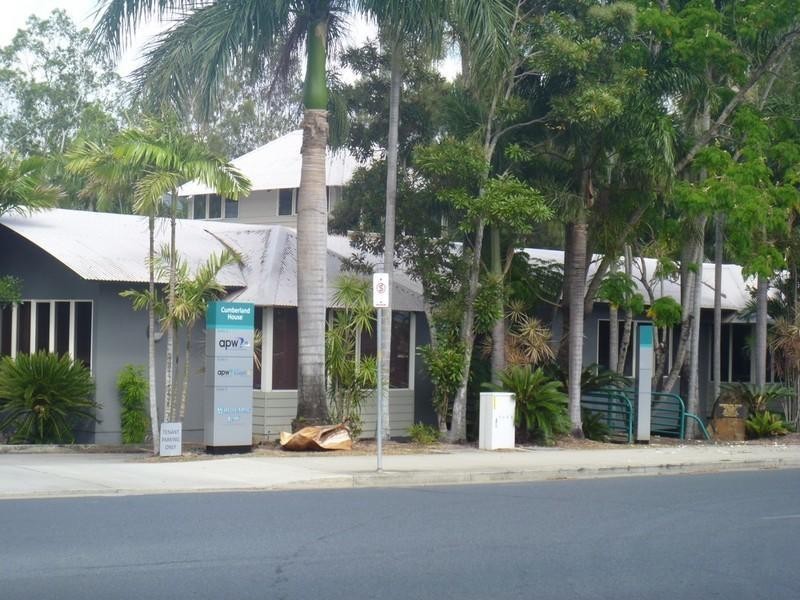 2 Island Drive, Cannonvale QLD 4802