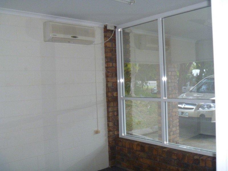 11 Island Drive, Cannonvale QLD 4802