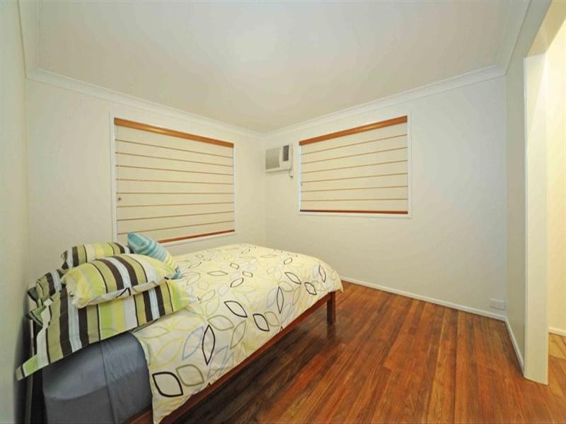 1 Stewart Drive, Cannonvale QLD 4802