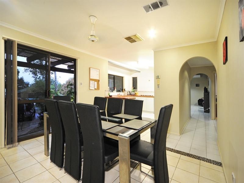 1 Alice Court, Cannonvale QLD 4802