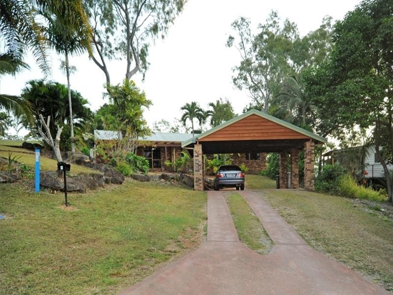 1 Alice Court, Cannonvale QLD 4802