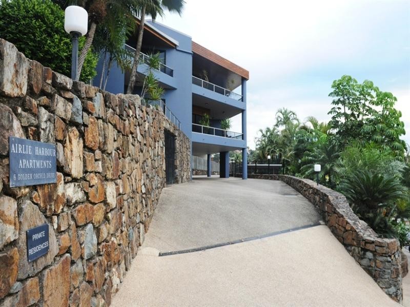 3/6 Golden Orchid Drive, Airlie Beach QLD 4802
