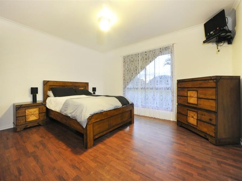 4 Leeder Road, Preston QLD 4800