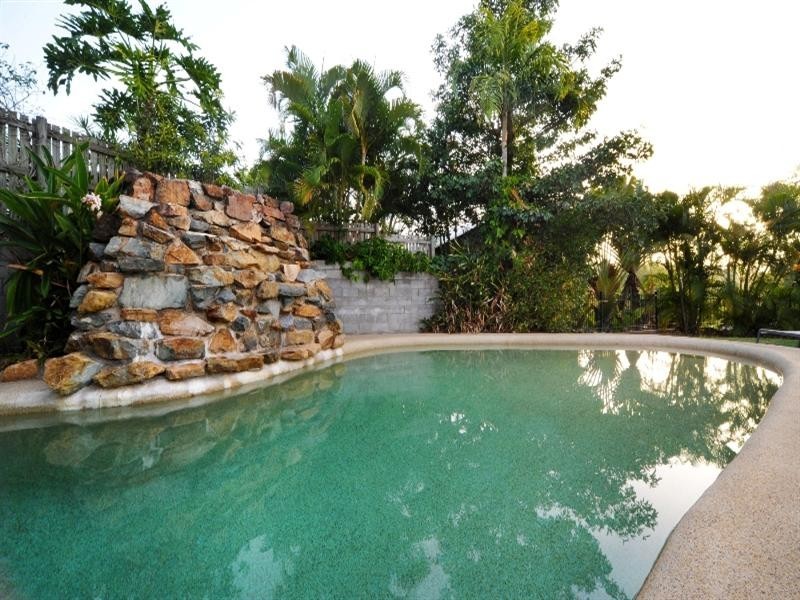 21/20 Island Drive, Cannonvale QLD 4802