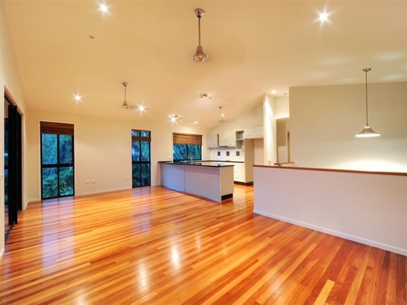 23 Panoramic Court, Cannonvale QLD 4802