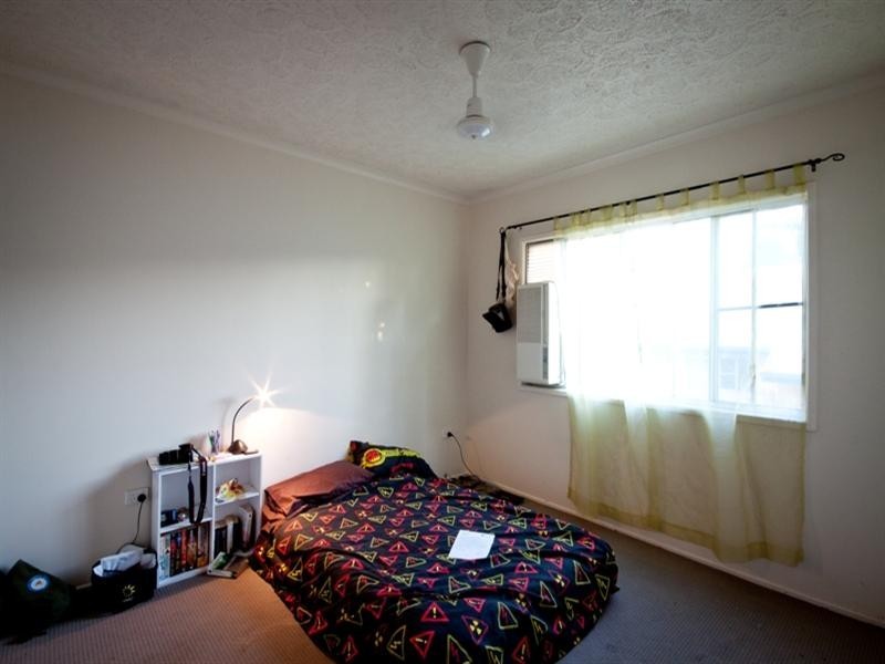 18/20 Island Drive, Cannonvale QLD 4802