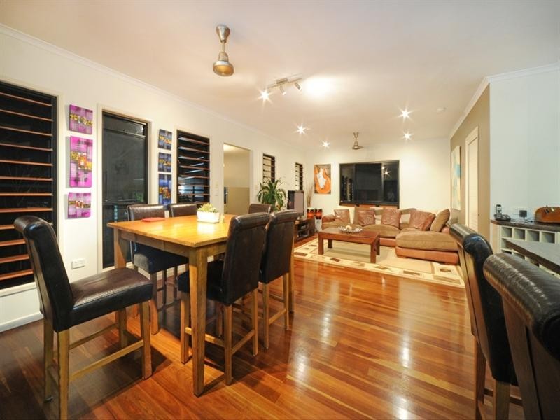 155 Kookaburra Drive, Cannonvale QLD 4802