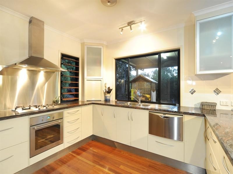 155 Kookaburra Drive, Cannonvale QLD 4802