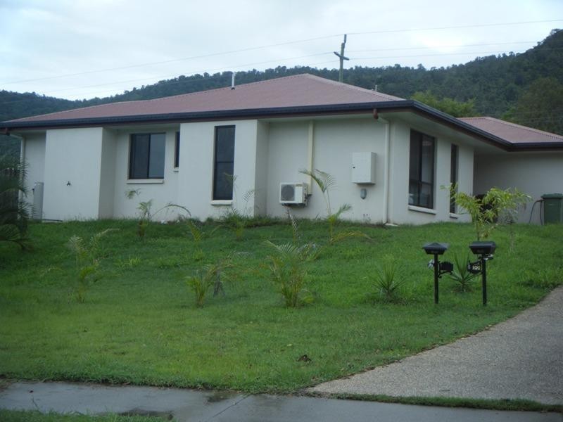 1/22 Banksia Court, Cannonvale QLD 4802