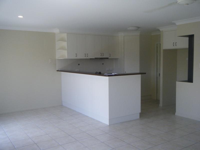 1/22 Banksia Court, Cannonvale QLD 4802