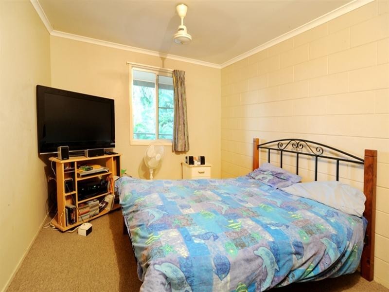 18/6 St Martins Lane, Cannonvale QLD 4802