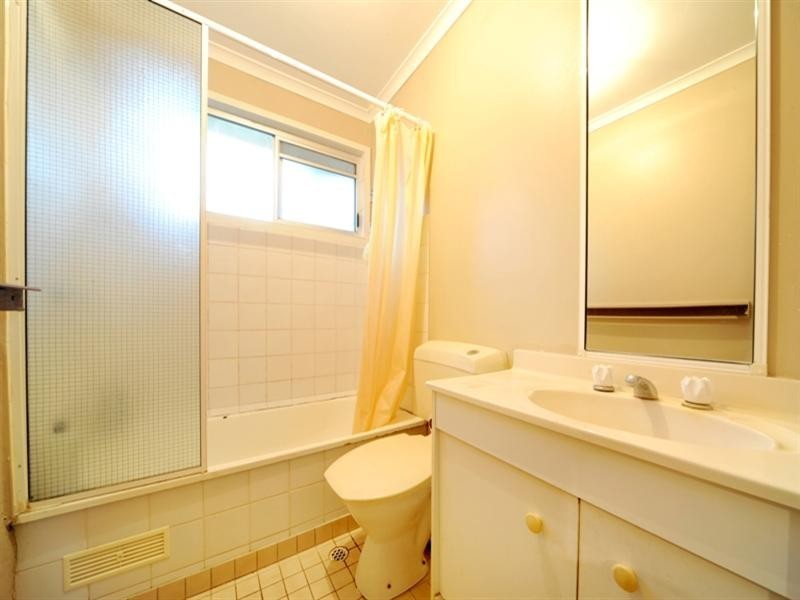 18/6 St Martins Lane, Cannonvale QLD 4802