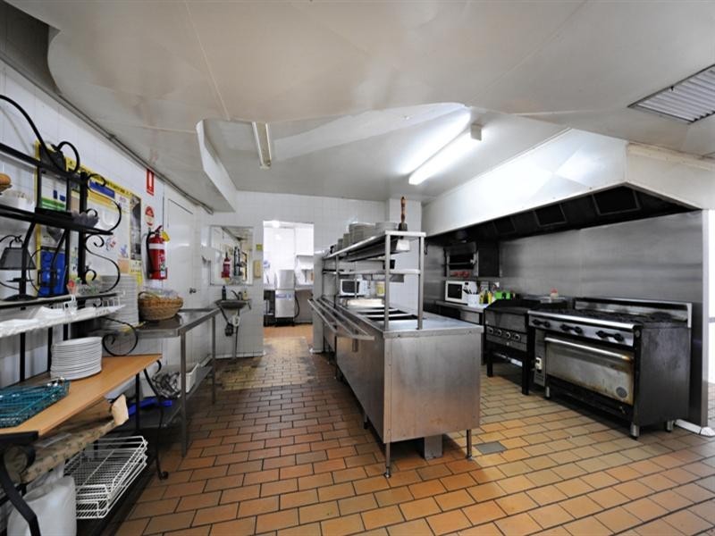 5 Golden Orchid Drive, Airlie Beach QLD 4802