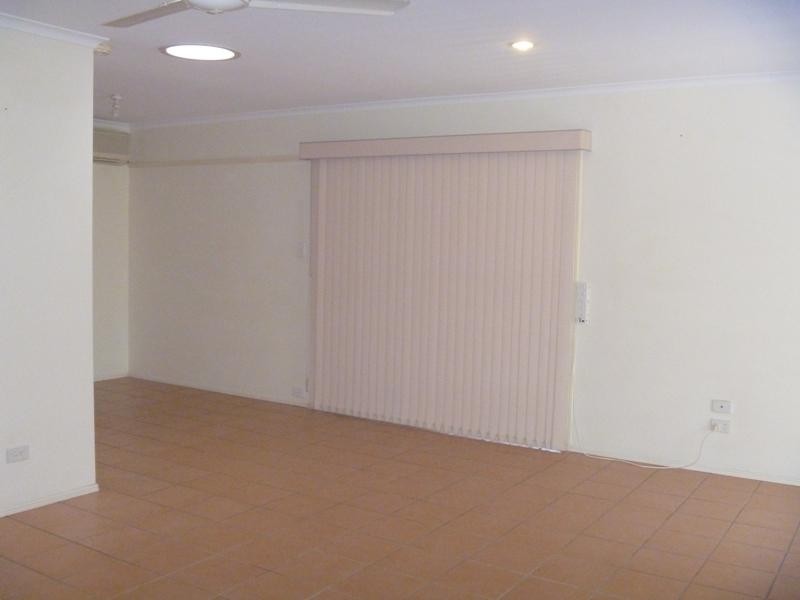 7 Solway Avenue, Cannonvale QLD 4802