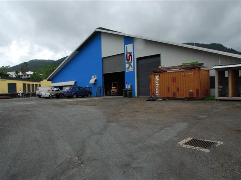 11 Garema Street, Cannonvale QLD 4802