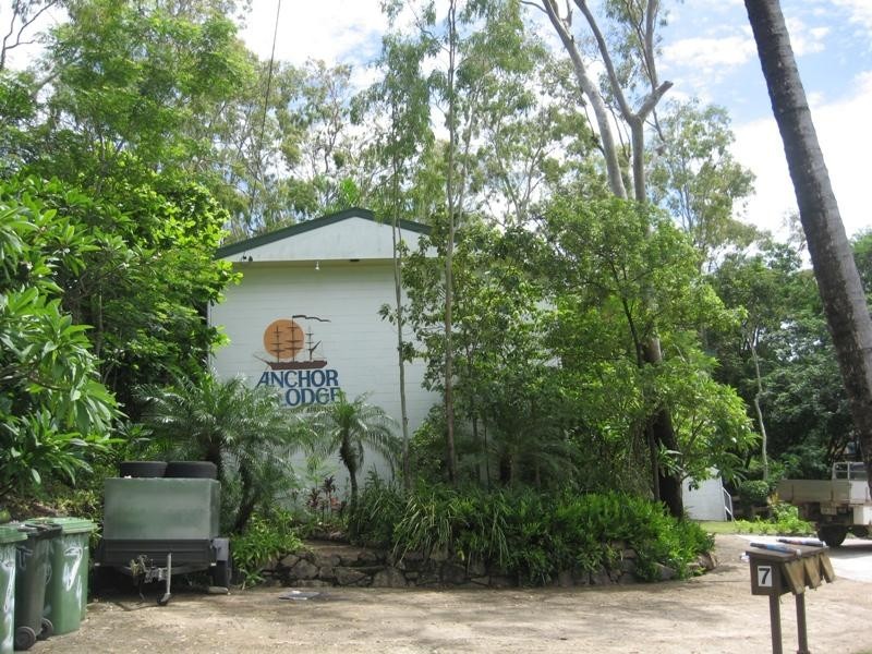 2/7 Begley Street, Airlie Beach QLD 4802