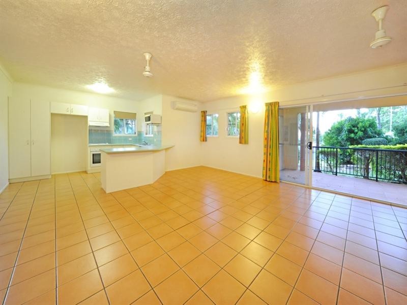 15/20 Island Drive, Cannonvale QLD 4802