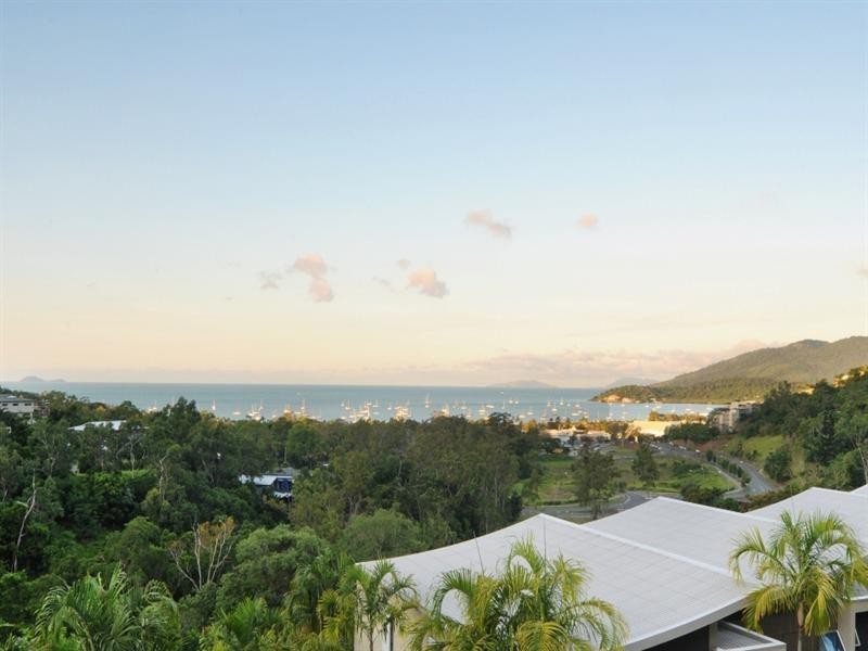 10/18 Raintree Place, Airlie Beach QLD 4802