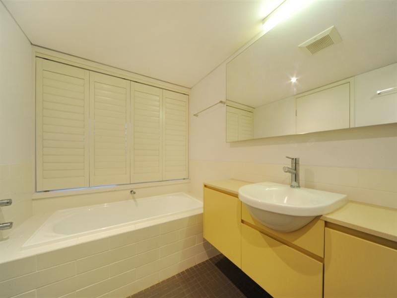 10/18 Raintree Place, Airlie Beach QLD 4802