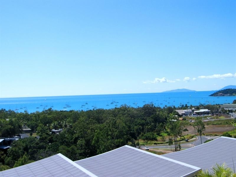 28/18 Raintree Place, Airlie Beach QLD 4802