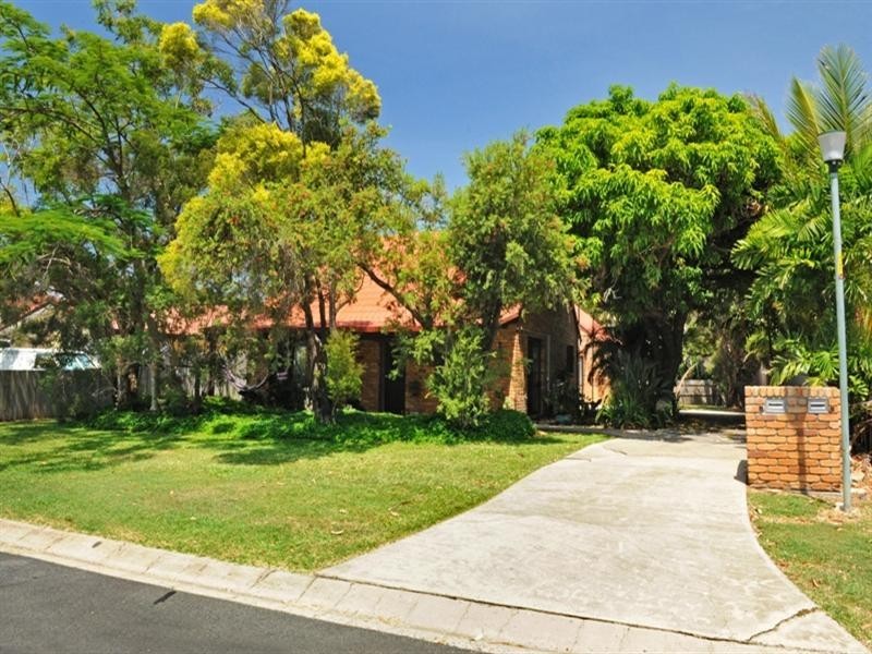 1 and 2/9 Maeva Street, Jubilee Pocket QLD 4802