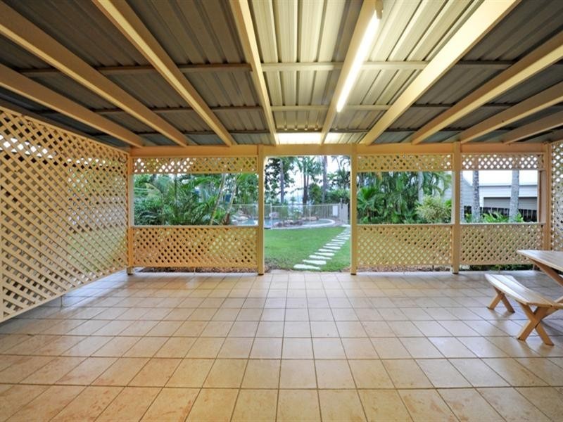 20 Illawong Street, Cannonvale QLD 4802