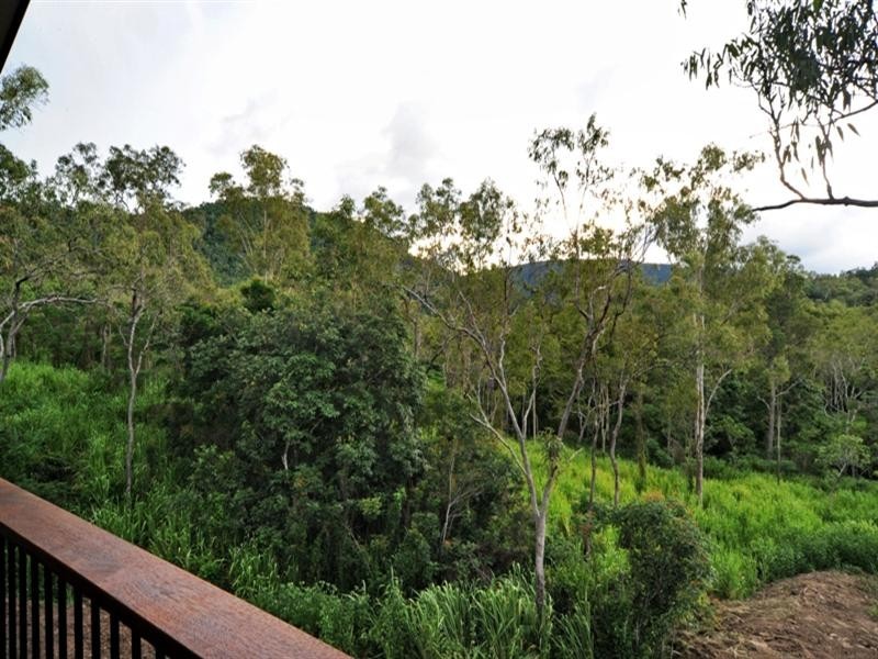 11 Paluma Estate, Paluma Road, Cannonvale QLD 4802