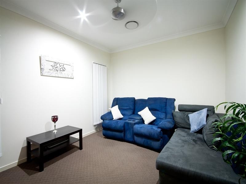 11 Bali Hi Place, Jubilee Pocket QLD 4802