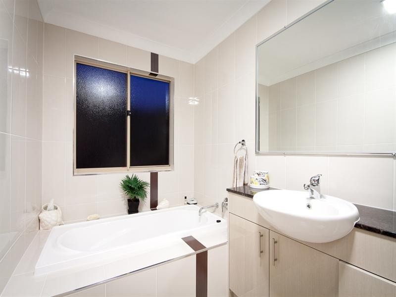 11 Bali Hi Place, Jubilee Pocket QLD 4802