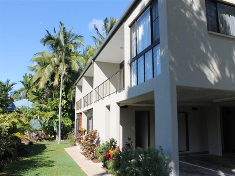 11 Pleasant Drive, Cannonvale QLD 4802