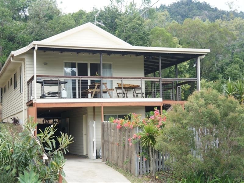 22 Kiingfisher Terrace, Jubilee Pocket QLD 4802