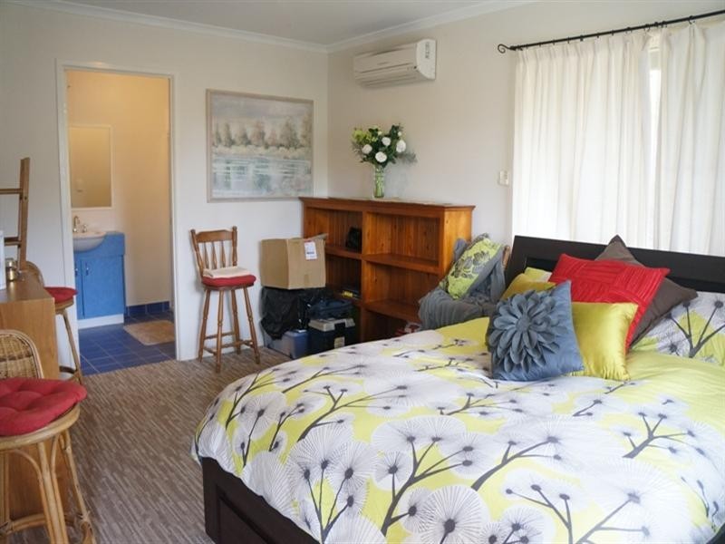 22 Kiingfisher Terrace, Jubilee Pocket QLD 4802