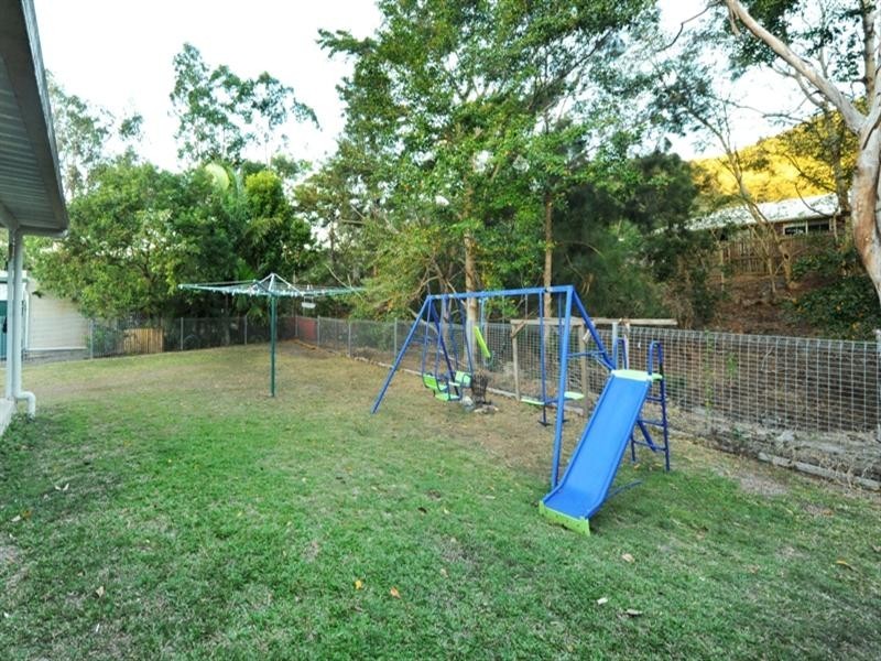 12 Esk Terrace, Cannonvale QLD 4802