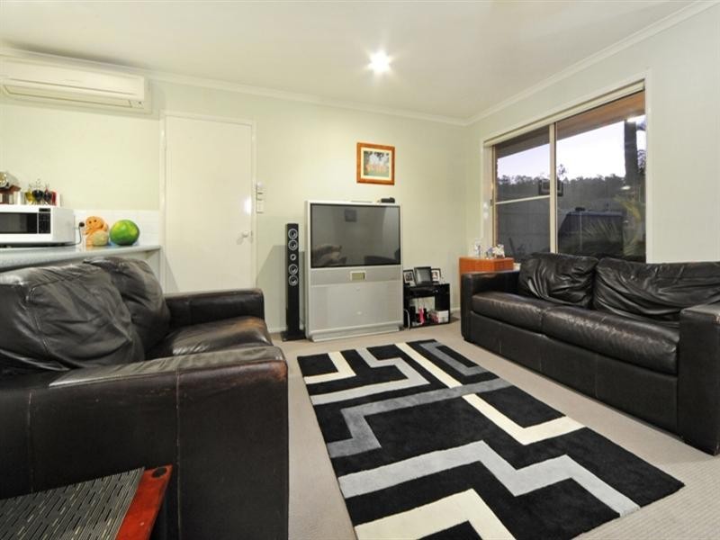 12 Esk Terrace, Cannonvale QLD 4802