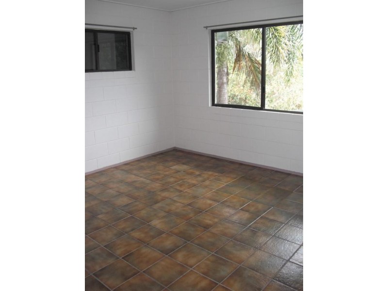 1/61 Jasinique Drive, Flametree QLD 4802