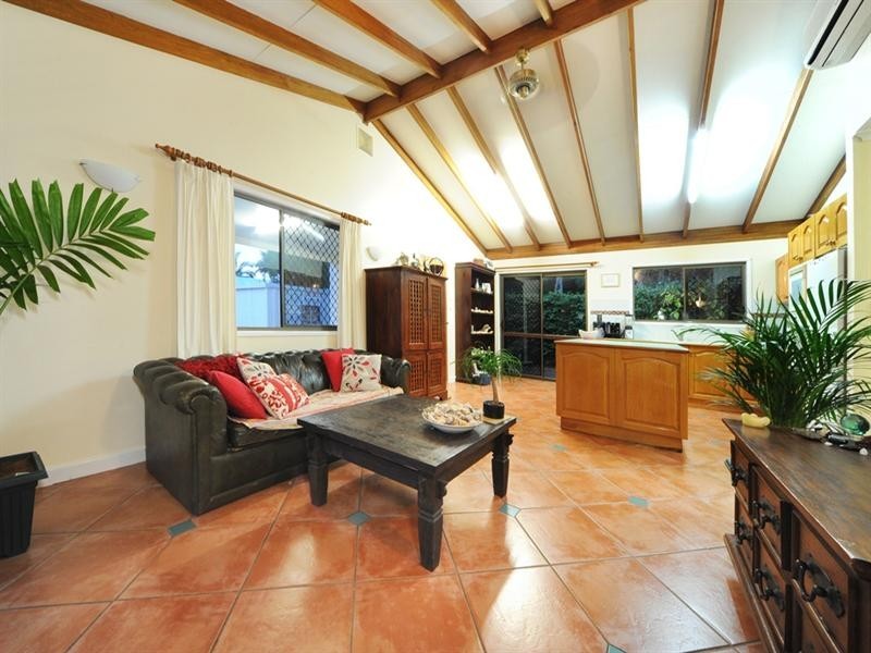 7 Adina Street, Cannonvale QLD 4802