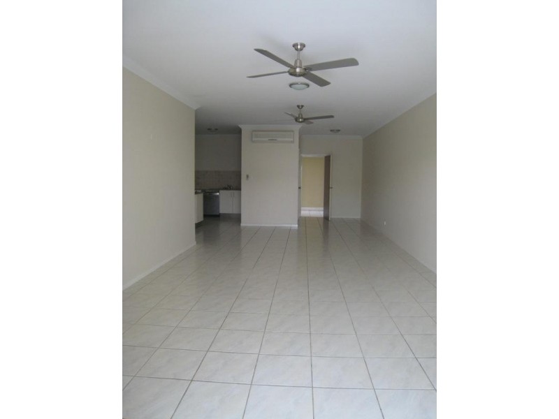 22/21 Shute Harbour Road, Cannonvale QLD 4802