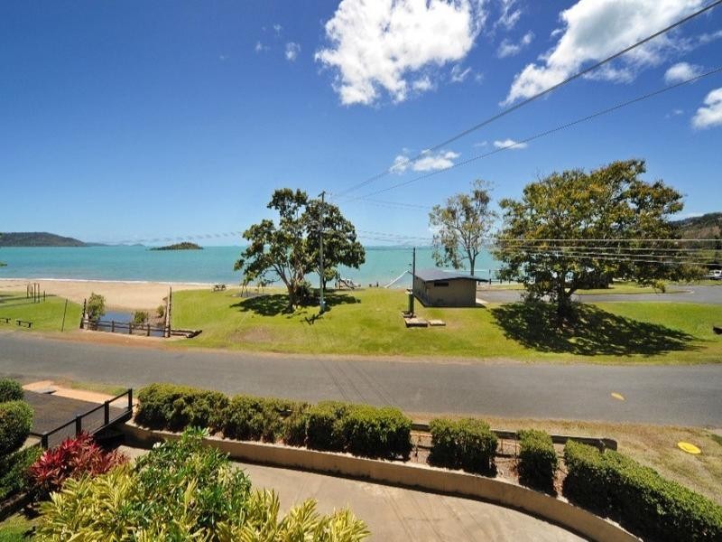 7/36 Coral Esplanade, Cannonvale QLD 4802