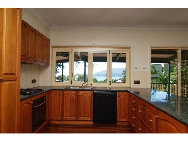 4 Orana Street, Airlie Beach QLD 4802