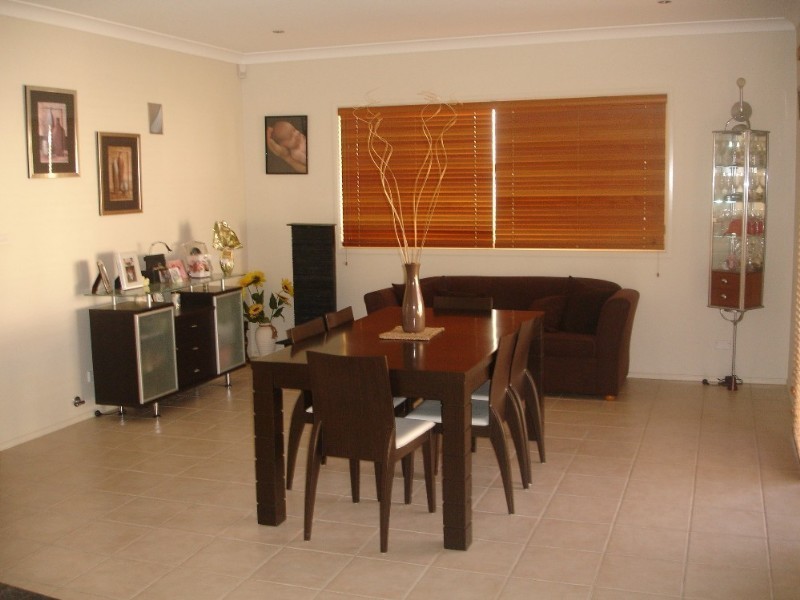 West Hoxton NSW 2171