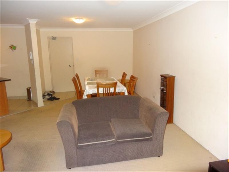 13/12-20 Lachlan Street, Liverpool NSW 2170