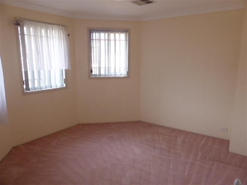 39 Michelago Circuit, Prestons NSW 2170